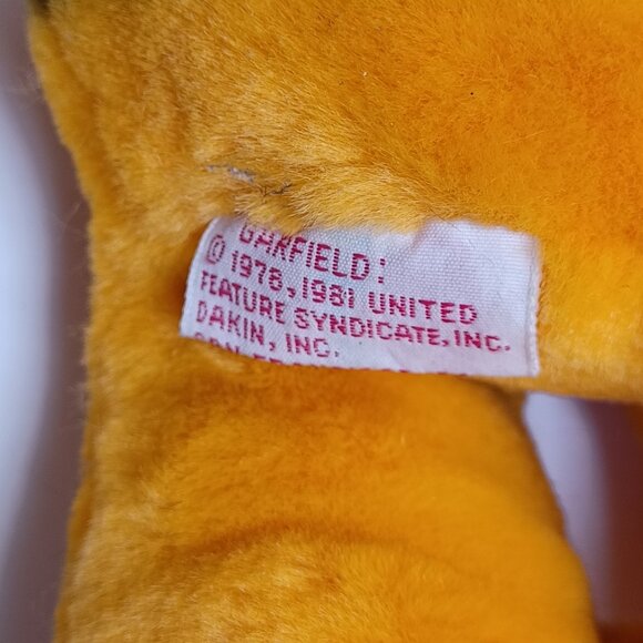 Vintage Garfield Dakin Stuffed Animal 1981 - Picture 6 of 6